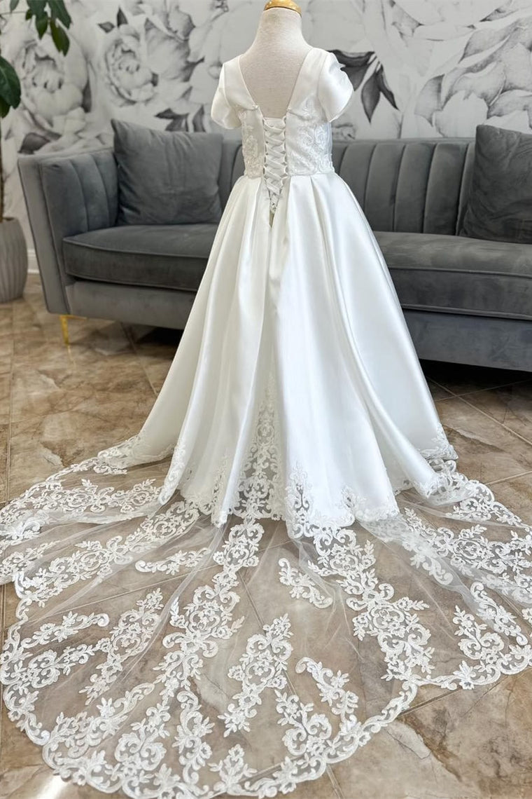A-Linie Satin Stickerei Blumenmädchenkleid Schnürung am Rücken Sweep/Pinsel zug